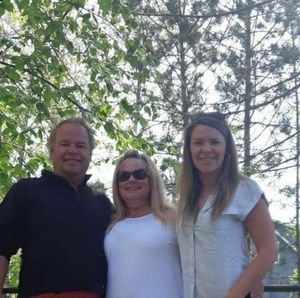 Meet your Posher, Pamela